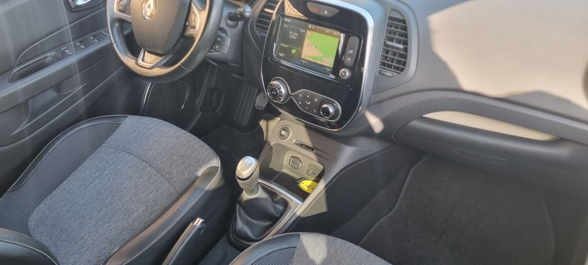 Renault Captur dCi 8V 90 CV Sport Edition (2)