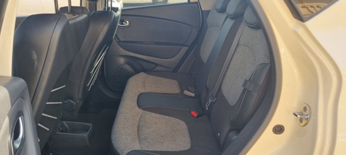 Renault Captur dCi 8V 90 CV Sport Edition (5)