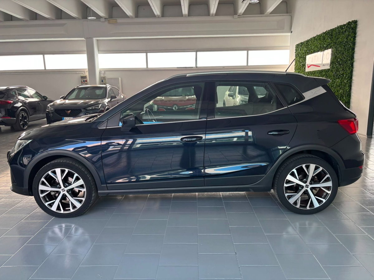 SEAT Arona 1.0 EcoTSI 110 CV XPERIENCE (2)