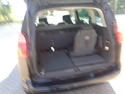 Peugeot 5008 1.6 HDi 112CV Premium (13)
