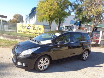 Peugeot 5008 1.6 HDi 112CV Premium (4)