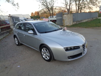 Alfa Romeo 159 SportWagon 1.9 JTDm 150CV Sportwagon Progression (2)
