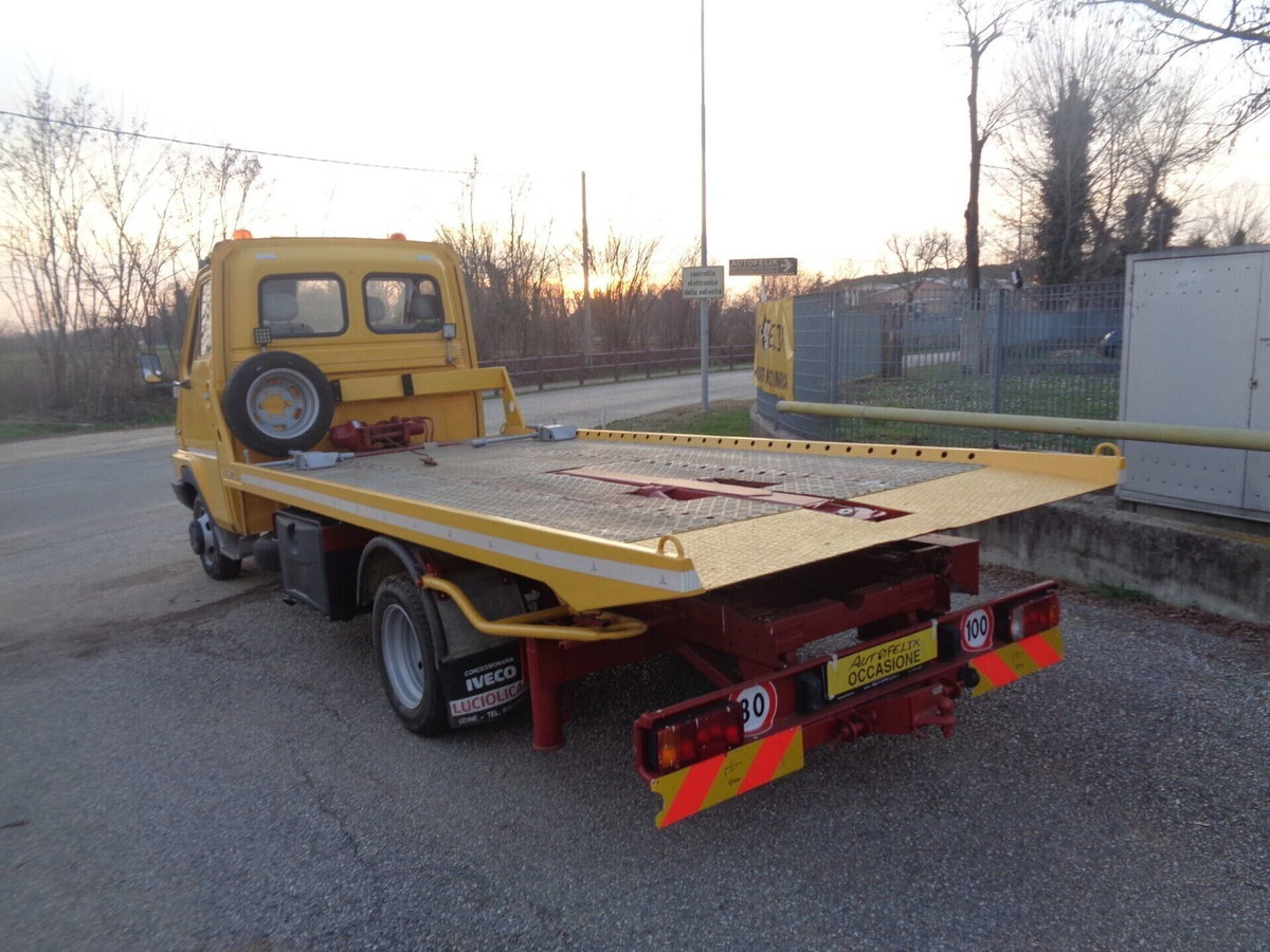 Iveco Daily Furgone 40.10 W 2.5 TD Combi L 4x4 Classic (7)