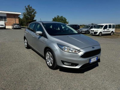 Ford Focus 1.6 120 CV GPL Titanium (3)