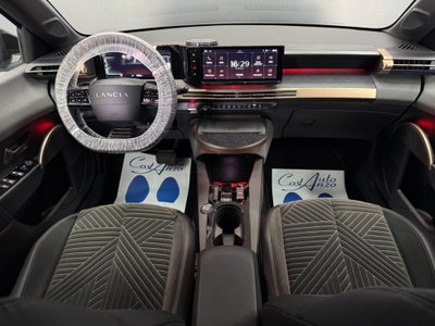 Lancia Ypsilon 1.2 mhev Edizione Limitata Cassina e-dct (10)