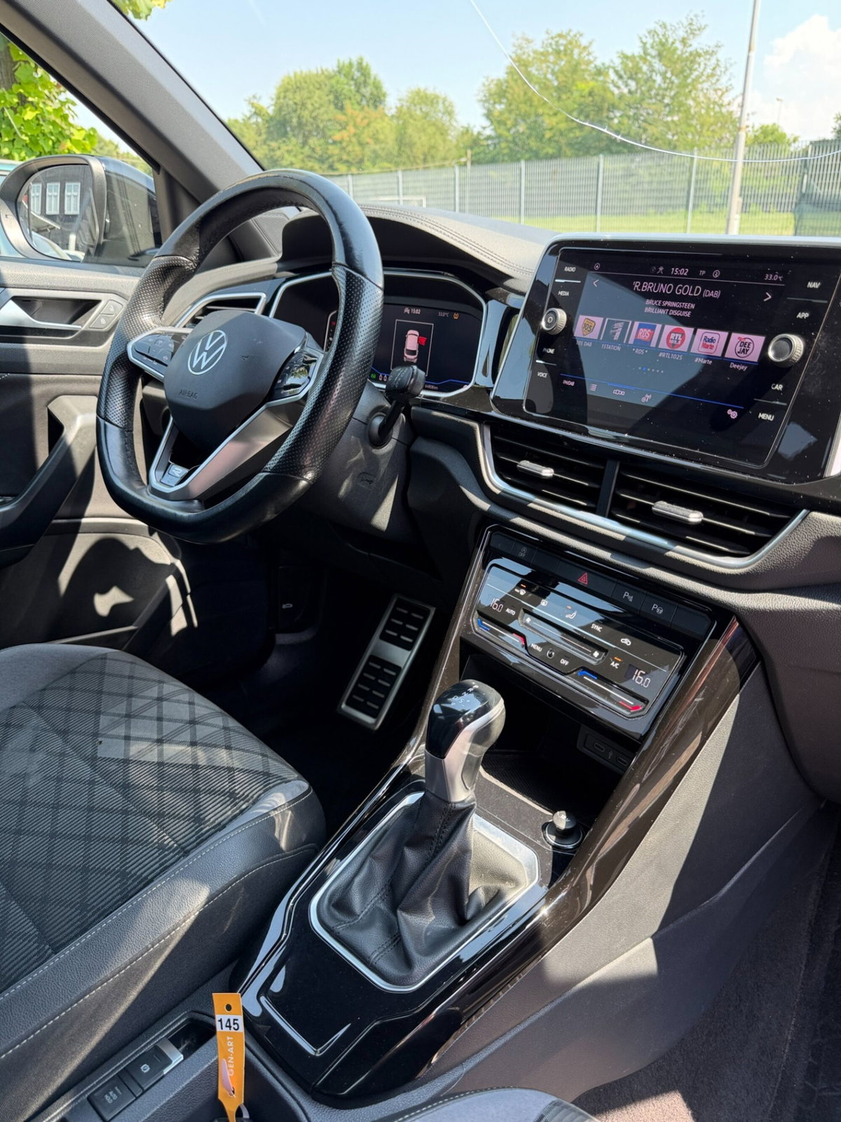 Volkswagen T-Roc 1.5 tsi R-Line dsg (14)