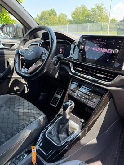 Volkswagen T-Roc 1.5 tsi R-Line dsg (14)