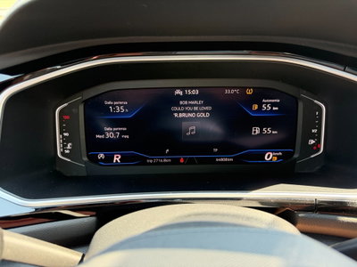 Volkswagen T-Roc 1.5 tsi R-Line dsg (18)