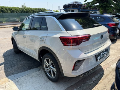 Volkswagen T-Roc 1.5 tsi R-Line dsg (4)