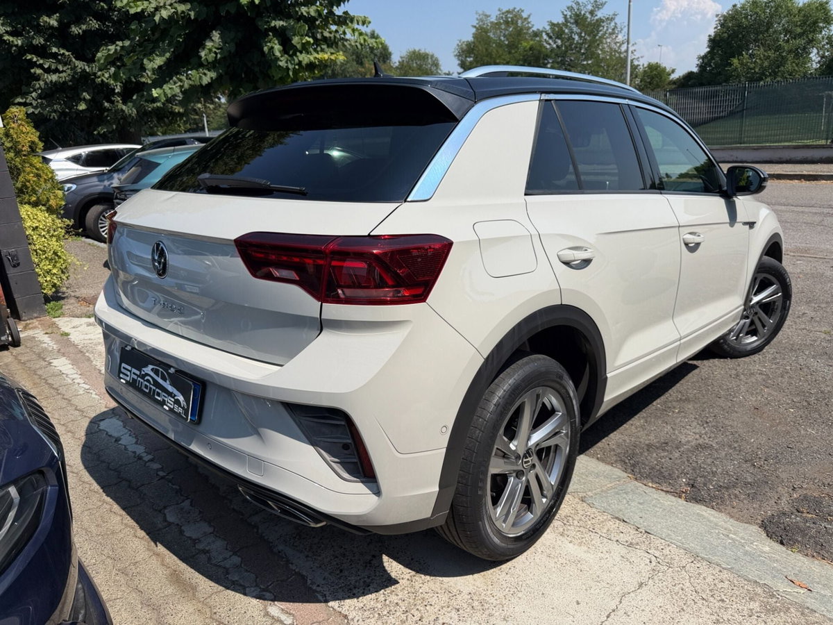 Volkswagen T-Roc 1.5 tsi R-Line dsg (5)