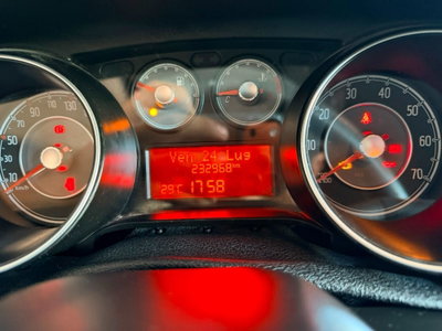 Fiat Punto 1.2 8V 5 porte Lounge (10)