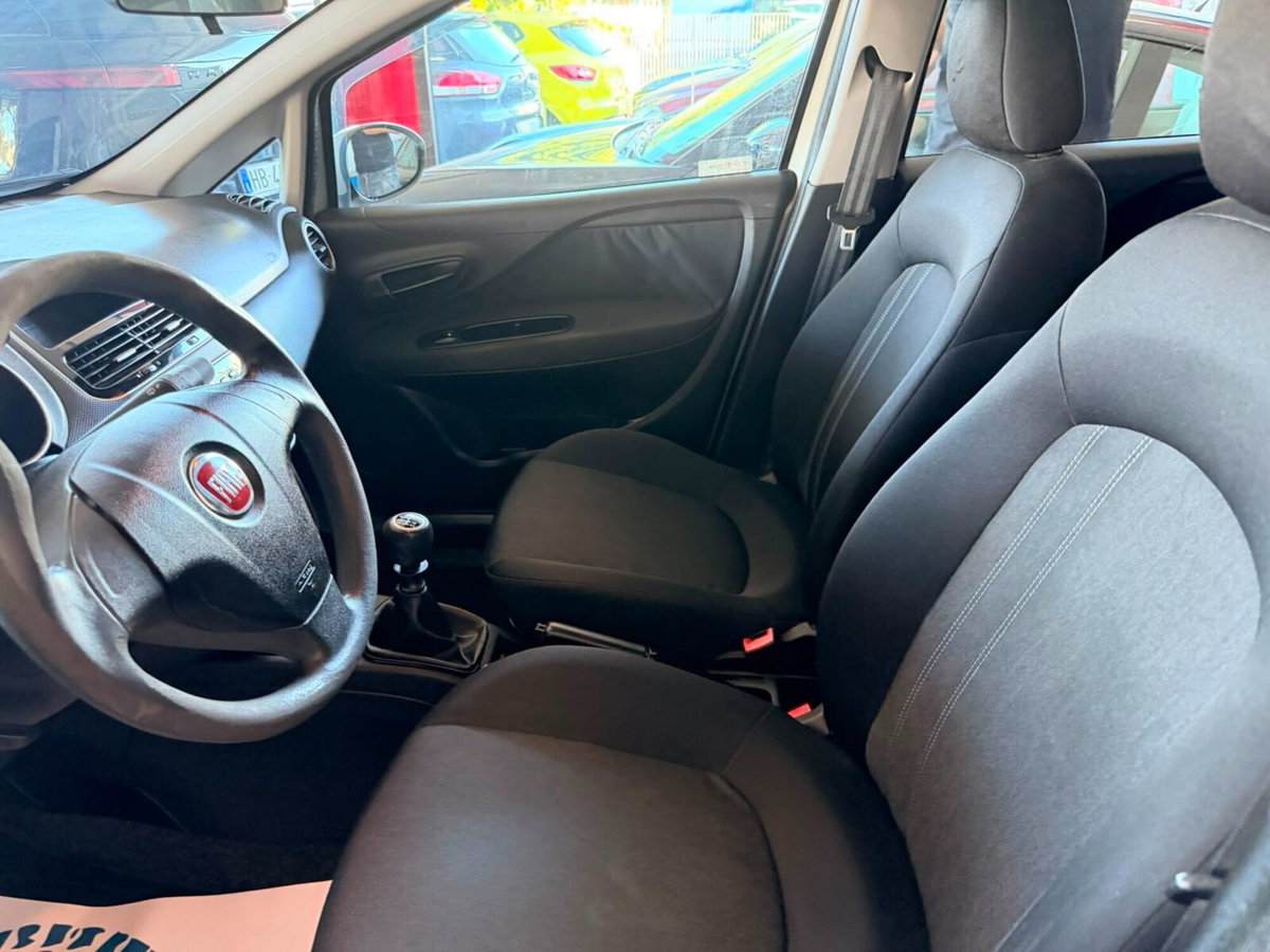 Fiat Punto 1.2 8V 5 porte Lounge (17)