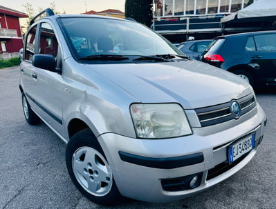 Fiat Panda 1.2 Emotion (2)