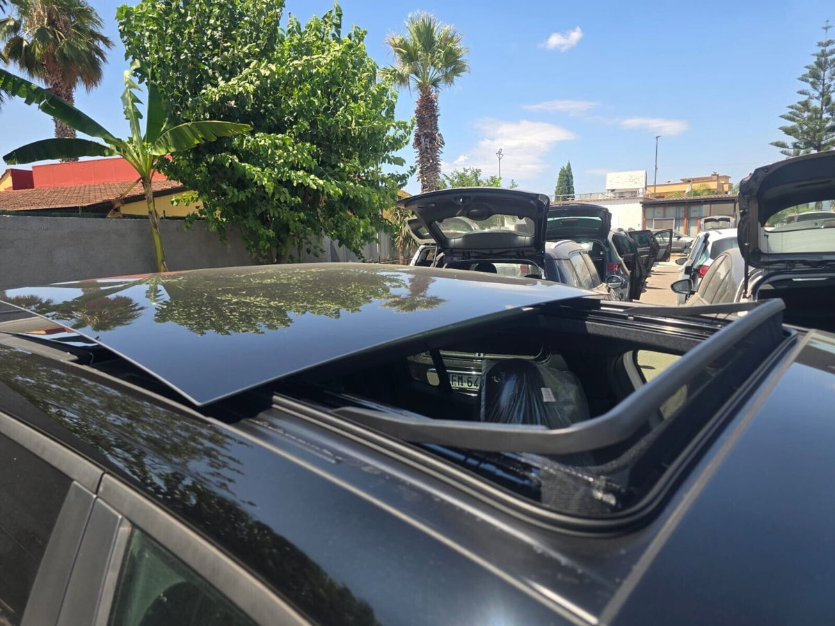 Jeep Avenger 1.2 turbo e-hybrid mhev Summit fwd 110cv edct6 (2)