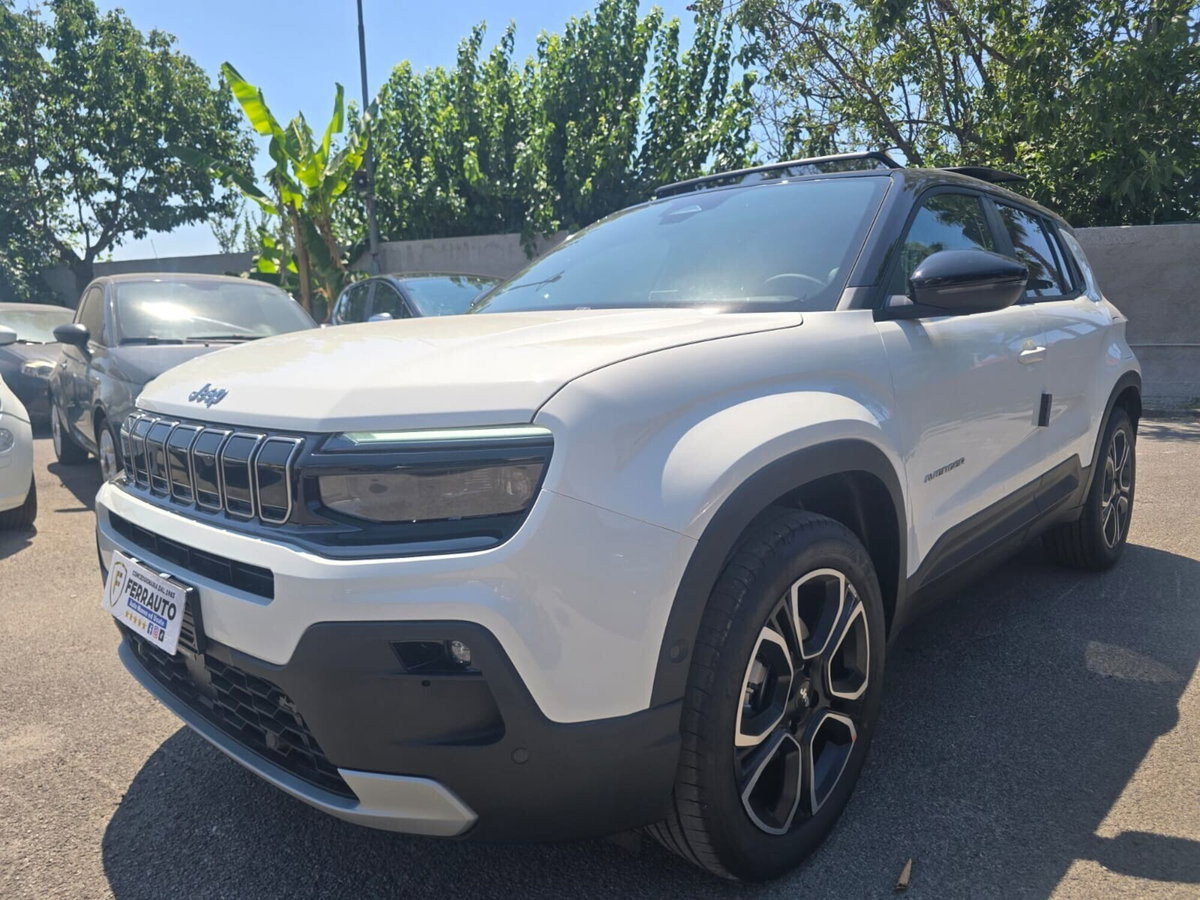 Jeep Avenger 1.2 turbo e-hybrid mhev Summit fwd 110cv edct6 (15)