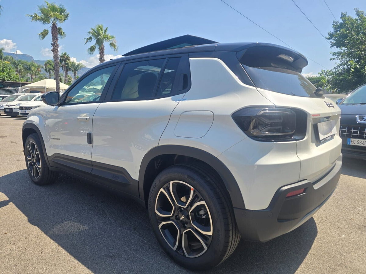 Jeep Avenger 1.2 turbo e-hybrid mhev Summit fwd 110cv edct6 (16)