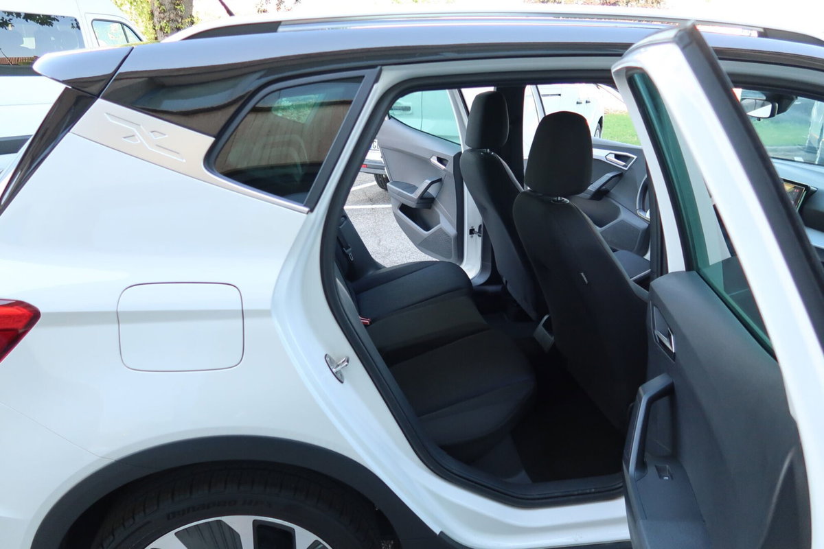 SEAT Arona 1.0 EcoTSI FR (11)