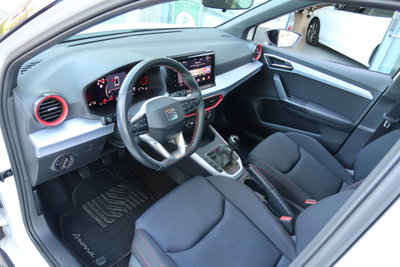 SEAT Arona 1.0 EcoTSI FR (8)