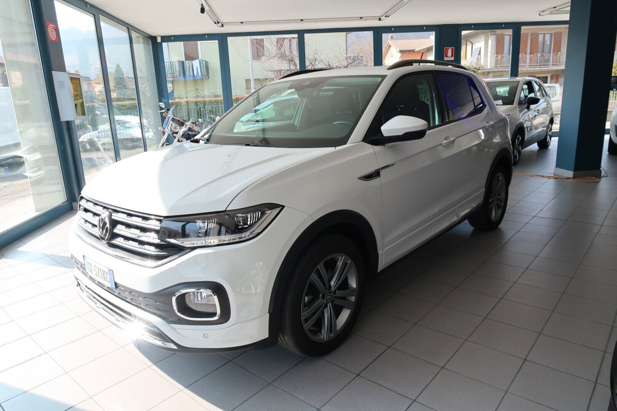 Volkswagen T-Cross 1.0 TSI 110 CV DSG Sport