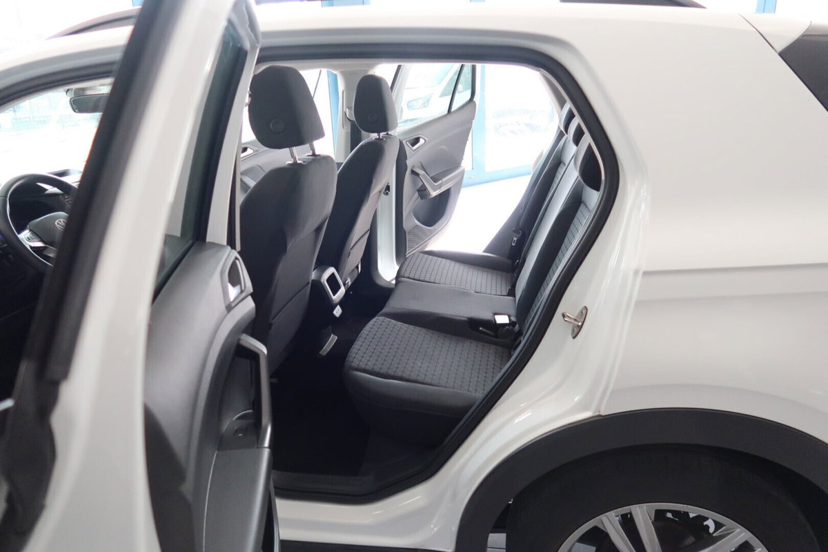 Volkswagen T-Cross 1.0 TSI 110 CV DSG Sport (14)