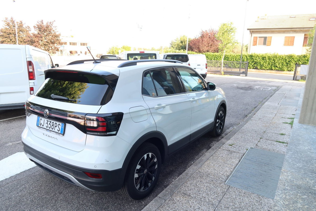 Volkswagen T-Cross 1.0 TSI 110 CV DSG Style (5)
