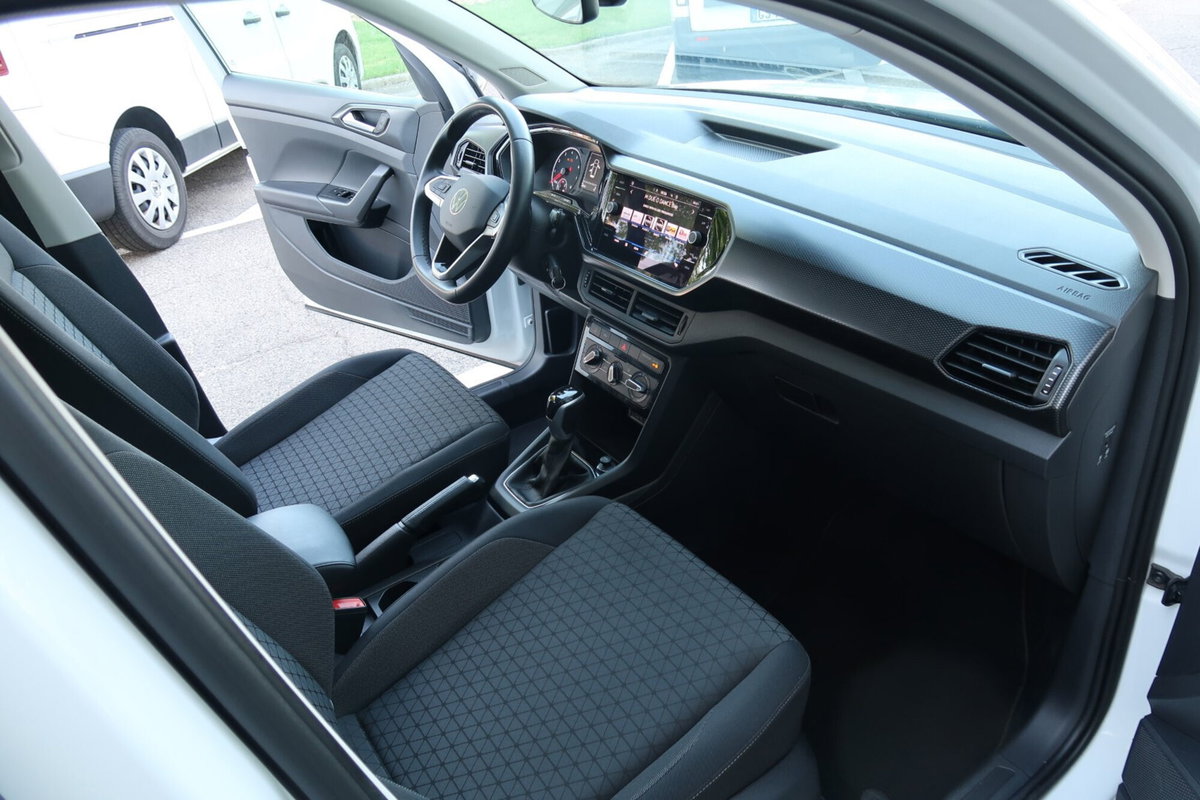 Volkswagen T-Cross 1.0 TSI 110 CV DSG Style (9)