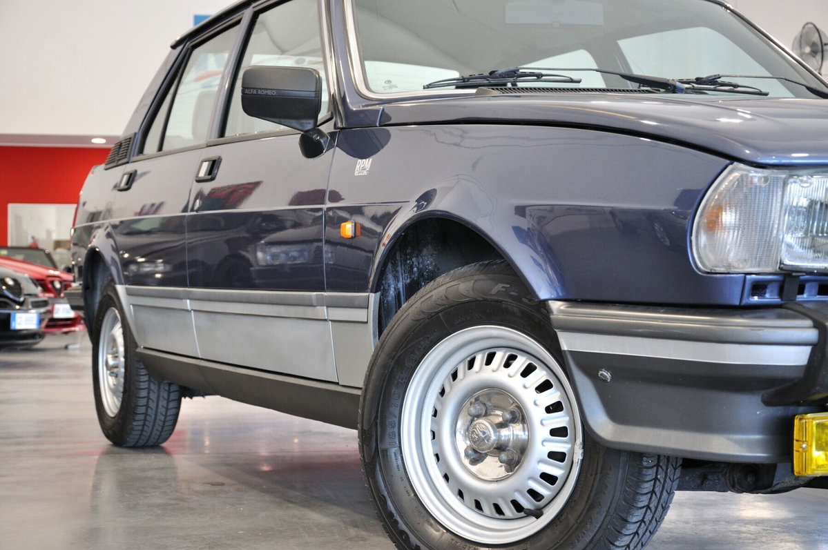 Alfa Romeo Giulietta 1.8 (8)