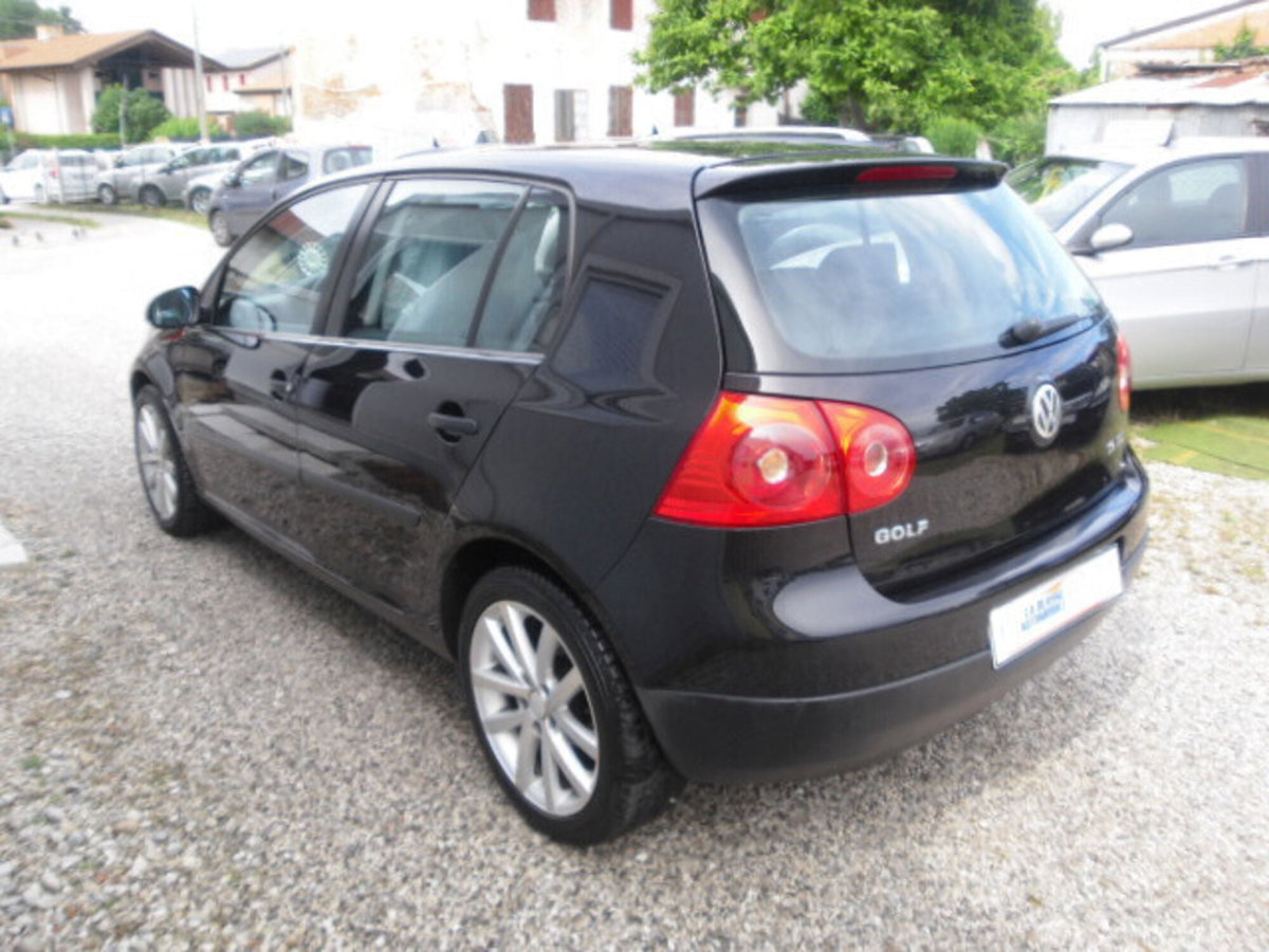 Volkswagen Golf 1.9 TDI 5p. Trendline (6)