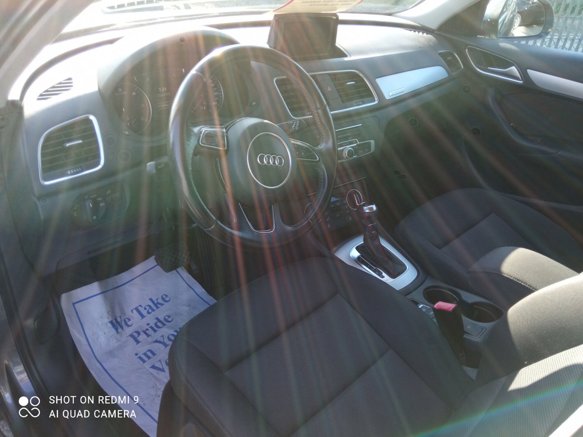 Audi Q3 2.0 TDI 150 CV quattro Business (12)