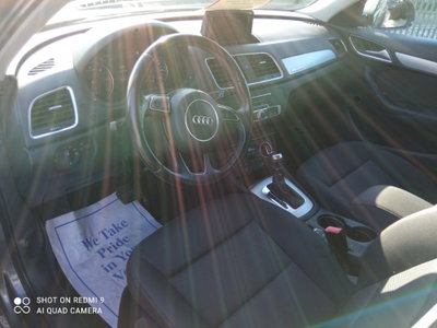 Audi Q3 2.0 TDI 150 CV quattro Business (12)