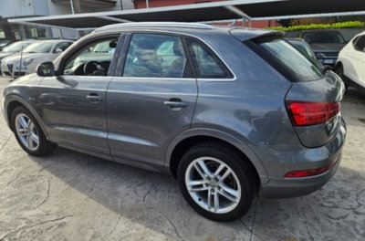 Audi Q3 2.0 TDI 150 CV quattro Business (5)
