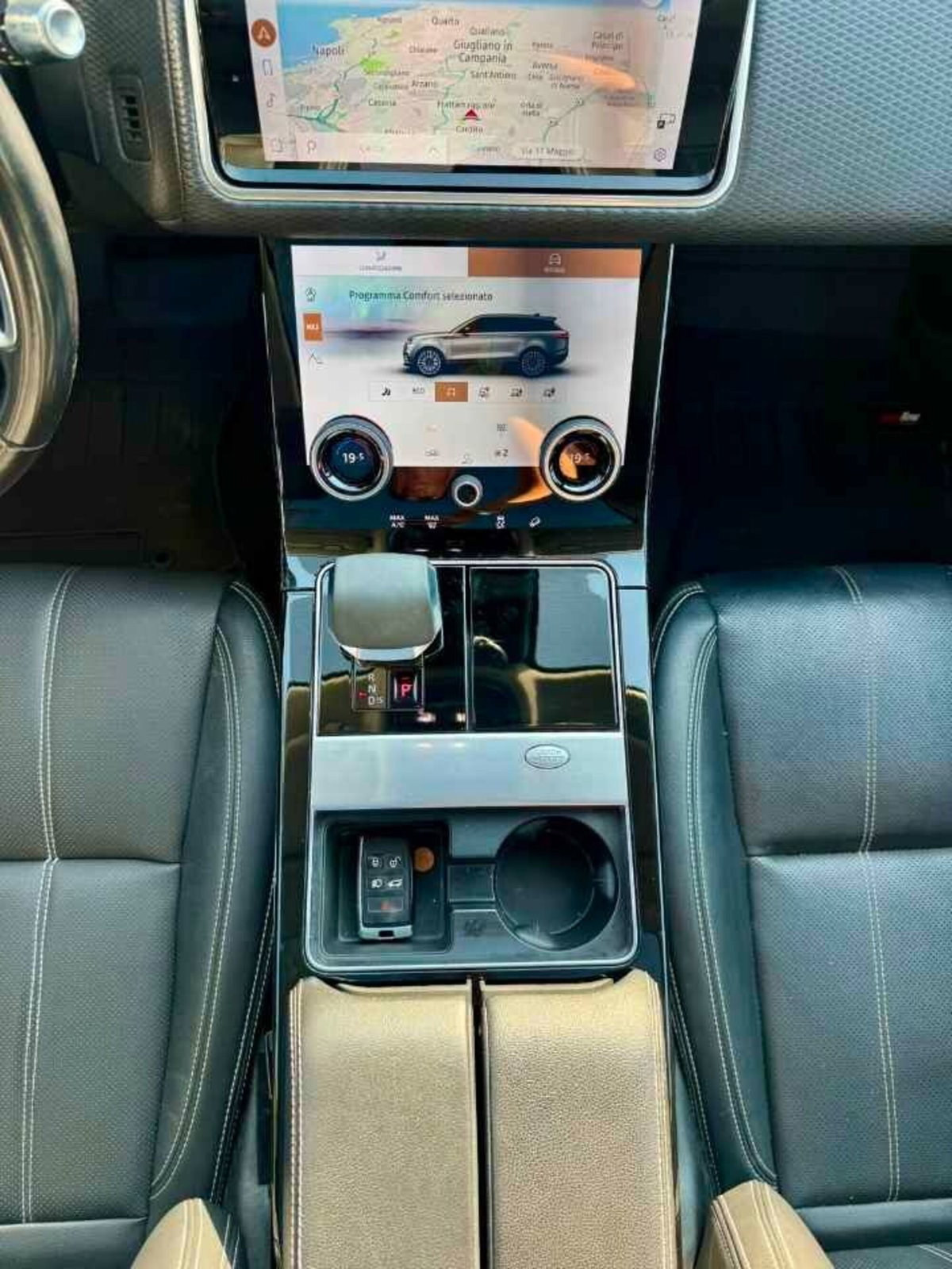 Land Rover Range Rover Velar 2.0D I4 204 CV R-Dynamic HSE (13)