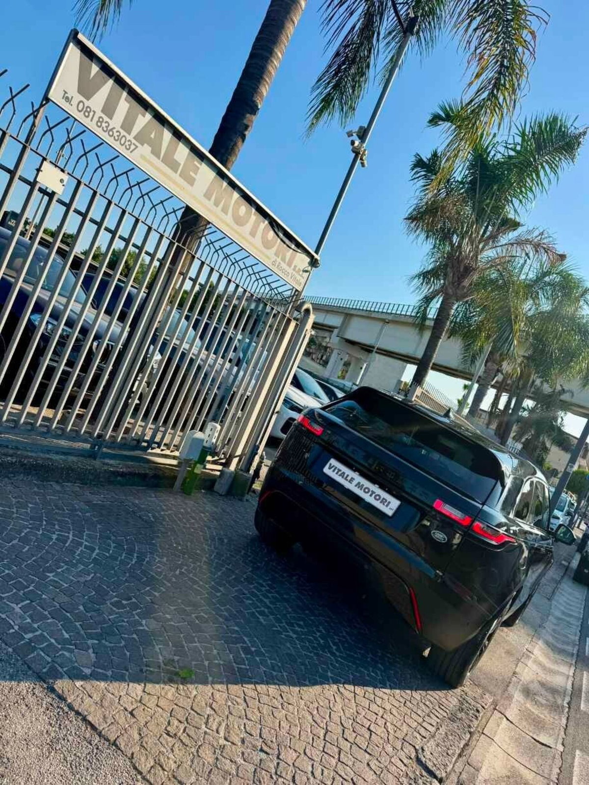 Land Rover Range Rover Velar 2.0D I4 204 CV R-Dynamic HSE (7)