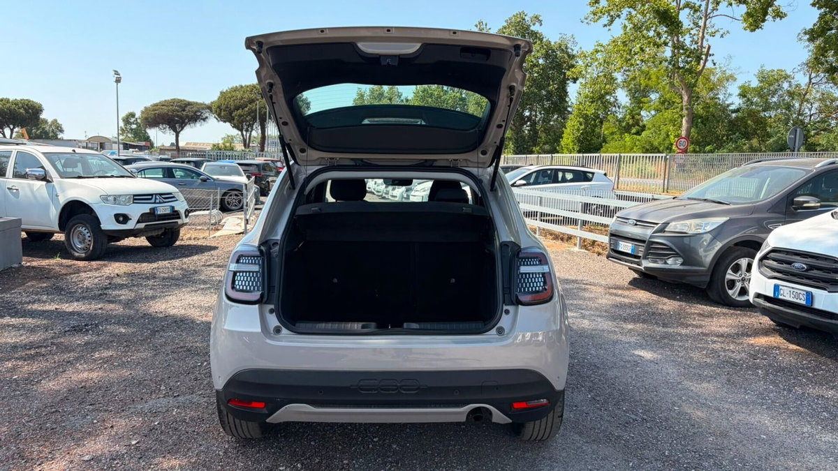 Fiat 600 1.2 Business 100cv (20)