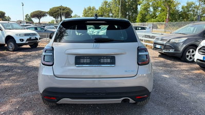 Fiat 600 1.2 Business 100cv (5)