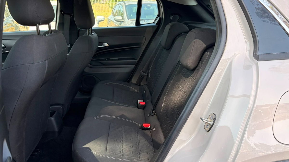 Fiat 600 1.2 Business 100cv (7)