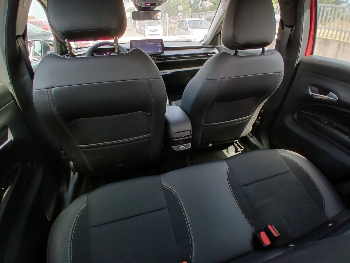 Jeep Avenger 1.2 turbo Altitude fwd 100cv (17)