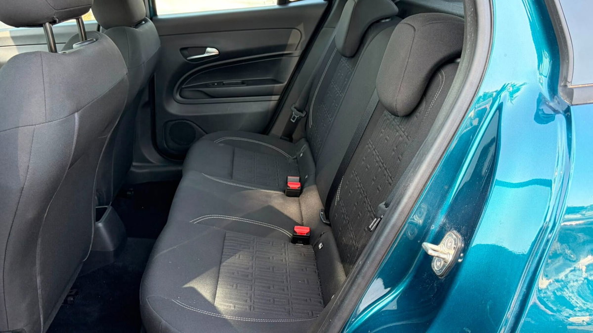 Fiat 600 1.2 Business 100cv (12)