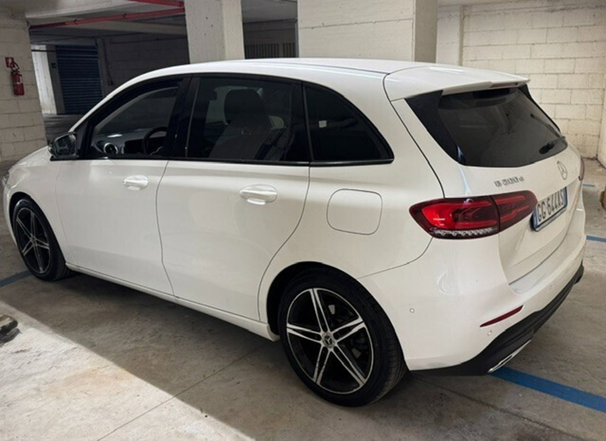 Mercedes-Benz Classe B 200 d Automatic Sport Plus (4)