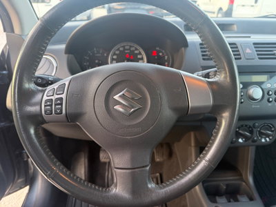 Suzuki Swift 1.3 4x4 5p. GL (11)