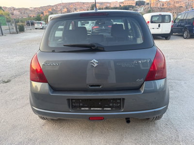 Suzuki Swift 1.3 4x4 5p. GL (6)