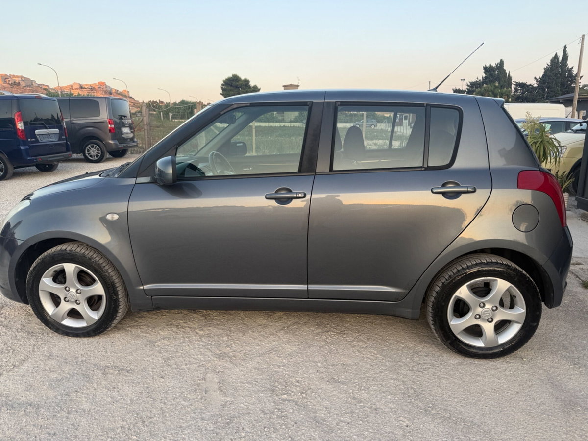Suzuki Swift 1.3 4x4 5p. GL (8)