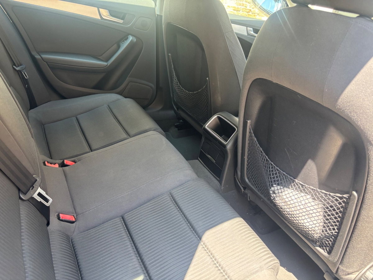 Audi A4 Avant 2.0 TDI 143CV F.AP. Advanced (10)