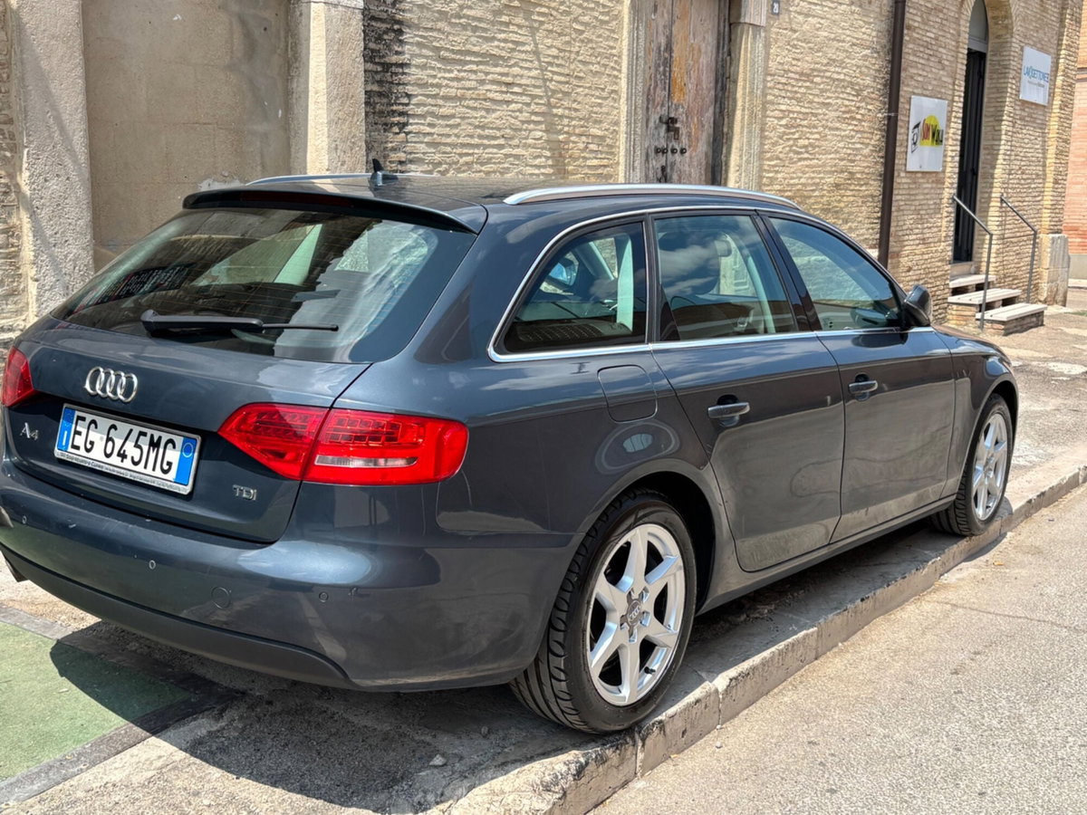 Audi A4 Avant 2.0 TDI 143CV F.AP. Advanced (3)