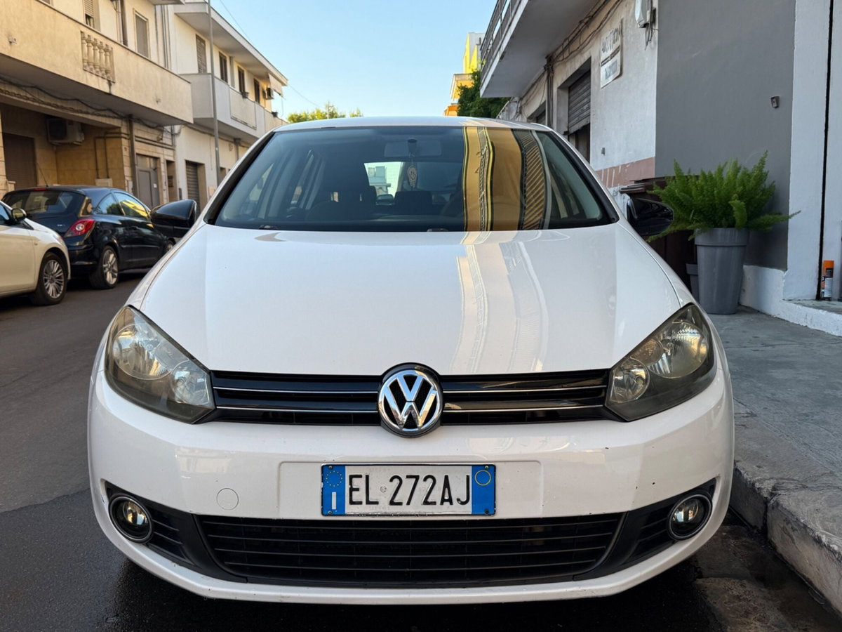 Volkswagen Golf 1.6 TDI DPF 5p. Comfortline (2)