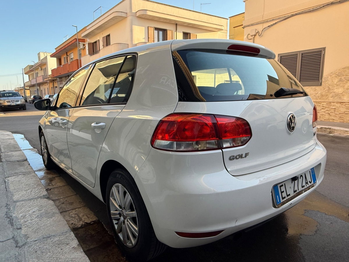 Volkswagen Golf 1.6 TDI DPF 5p. Comfortline (6)