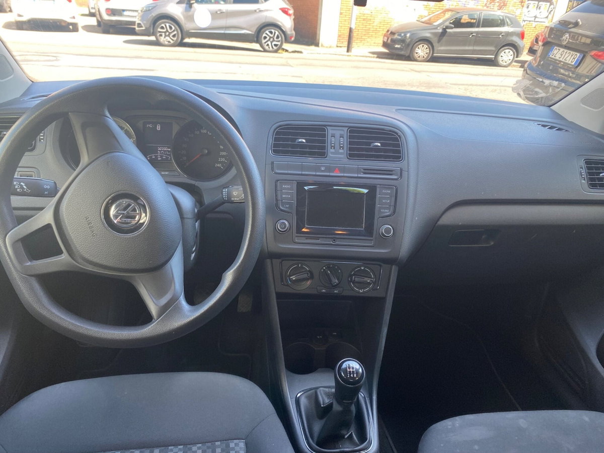 Volkswagen Polo 1.0 MPI 5p. Trendline (7)