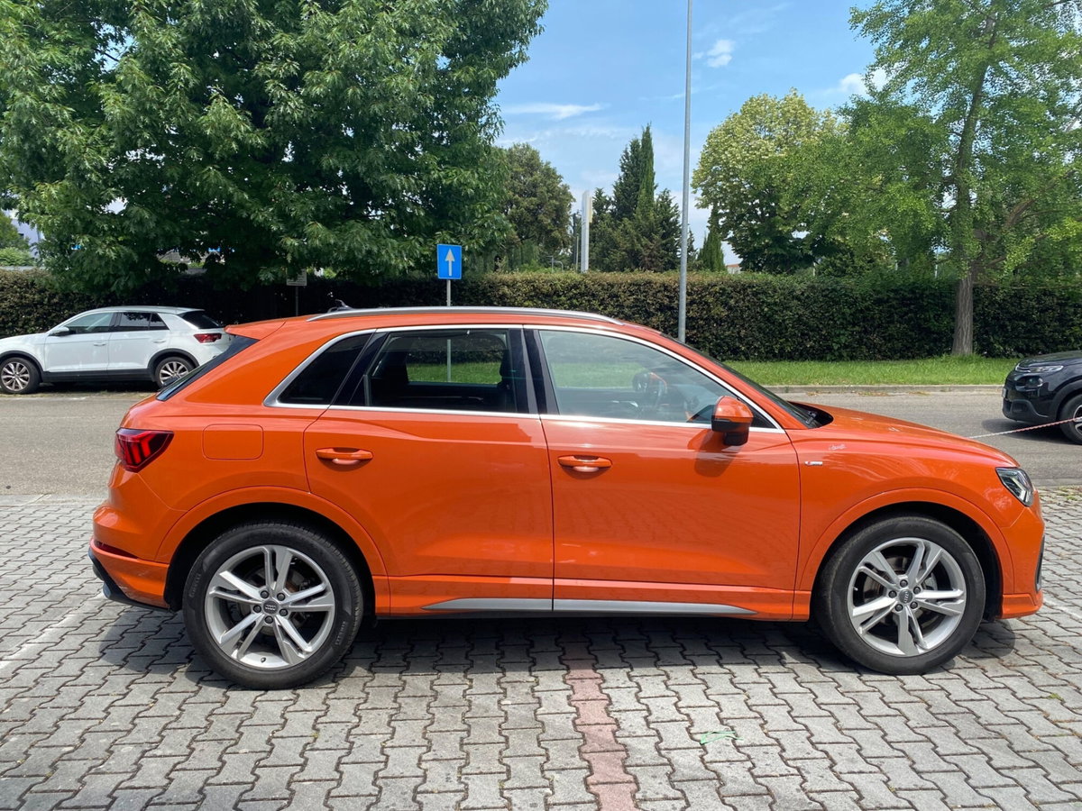 Audi Q3 35 TDI quattro S line edition (4)