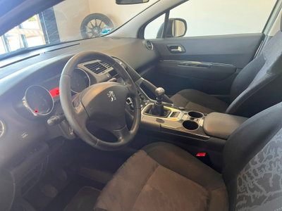 Peugeot 3008 1.6 HDi 110CV Business (6)