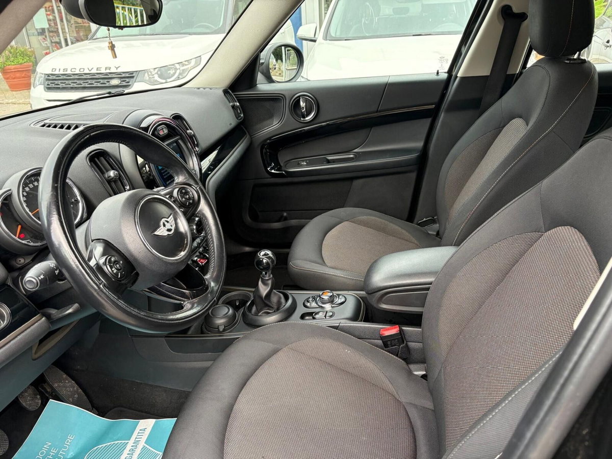 MINI Mini Countryman 1.5 One D Essential Countryman (5)